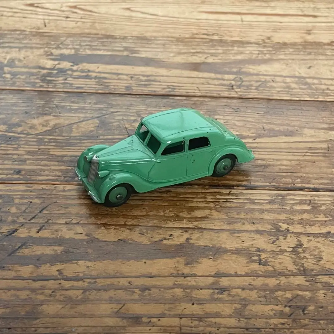 ディンキー　dinky ビンテージ　ディンキートイズ　英国 レトロ オースチン Dinky 161, Austin Somerset - Free Price Guide & Review