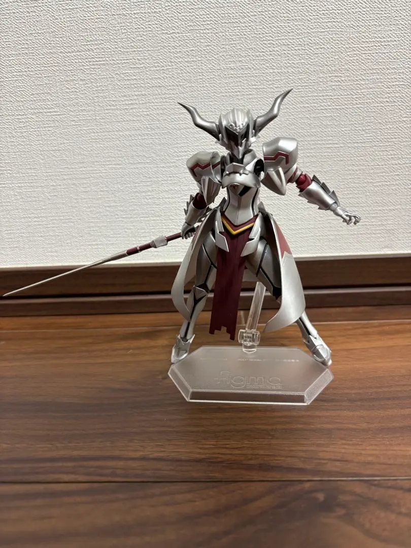 figma 414\"赤\"のセイバー モードレッドFate/Apocrypha Figma 414 Saber of 