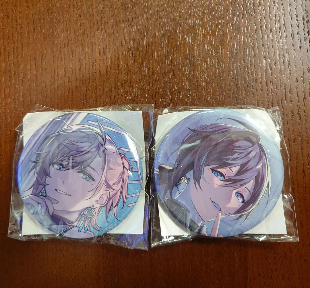 Thumbnail of ChroNoiR One-Man Live Capsule Toy Can Badge, Kanae
