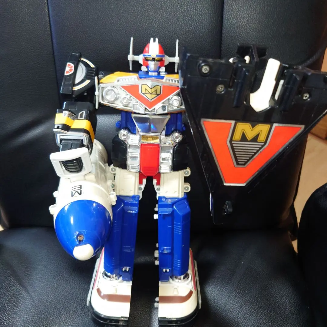 銀河合体DXメガボイジャー 電機戦隊メガレンジャー　0509C 銀河合体 DX メガボイジャー (MegaVoyager) レビュー | RoboToyDays