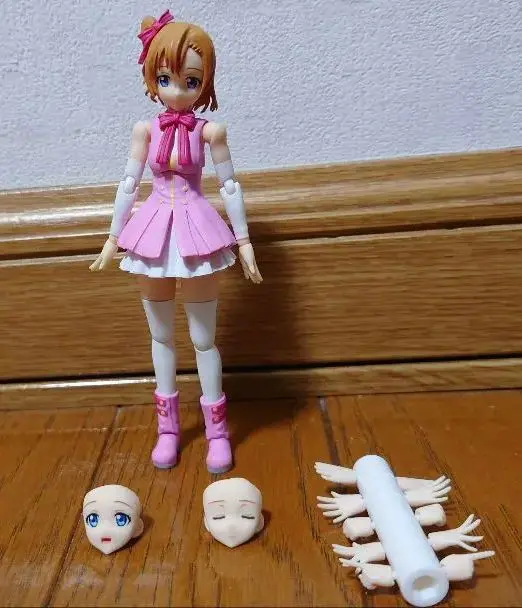 (未使用･未開封品)S.H.フィギュアーツ ラブライブ! 高坂穂乃果 約130mm ABS&amp;PVC製 塗装済み可動フィギュア Amazon.co.jp: TAMASHII NATIONS S.H.フィギュアーツ ラブライブ