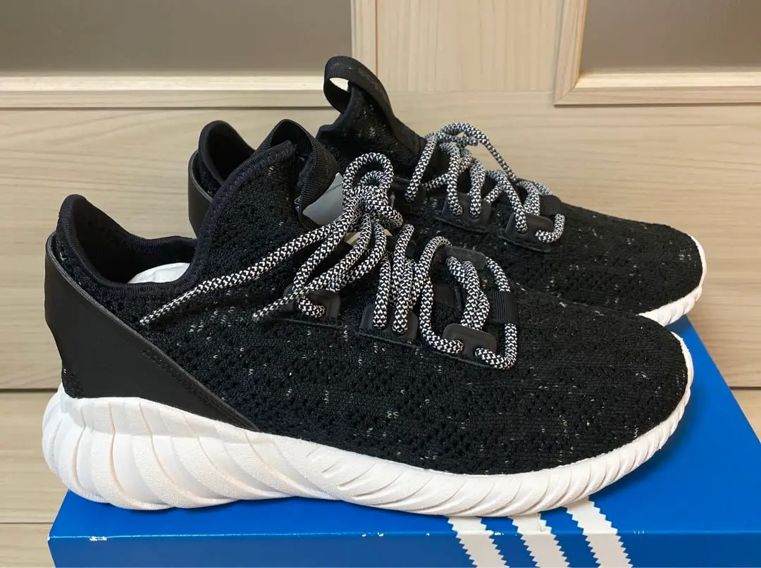 2025年最新】adidas TUBULAR DOOM SOCK PKの人気アイテム - メルカリ
