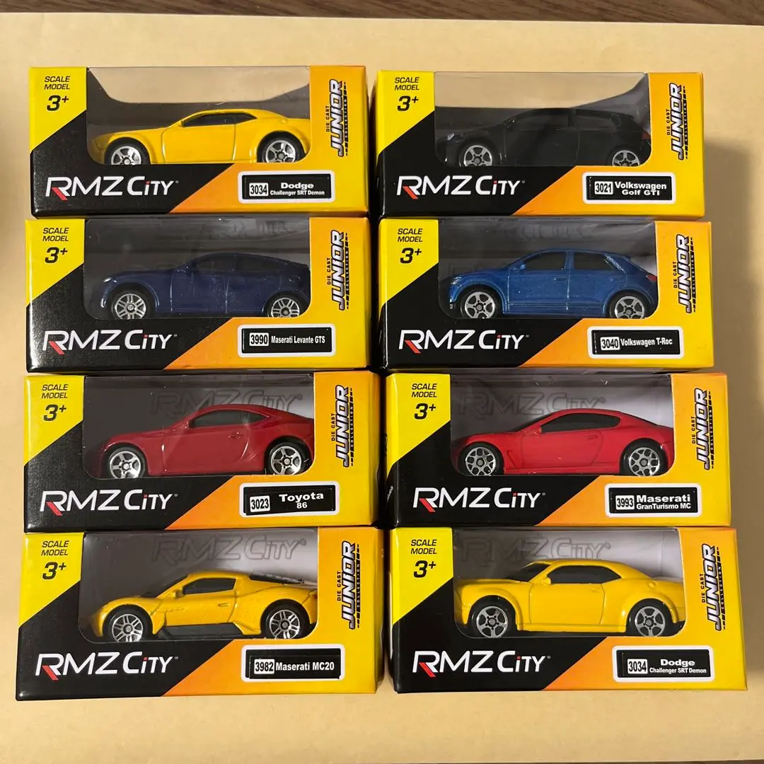 T-CROSS T-ROC ミニカーセット 並行輸入品】 1/36 フォルクスワーゲン T-ROC車モデル 5インチ