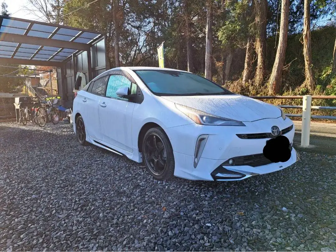 トヨタ 50プリウス後期 ホイール交換 ZVW51 Aツーリング