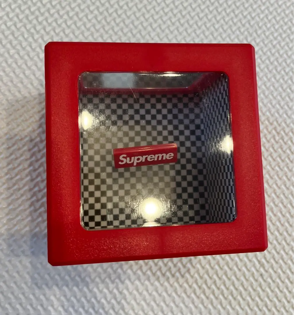 SUPREME サイコロ型　貯金箱 レッド　シュプリーム 2025年最新】supreme 貯金箱の人気アイテム - メルカリ