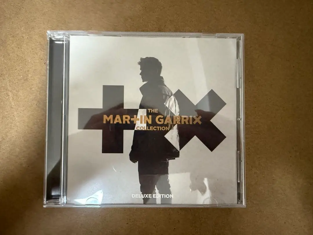 Martin Garrix マーティン　ギャリックス　直筆サイン色紙　18×21 2025年最新】martin garrix サインの人気アイテム - メルカリ
