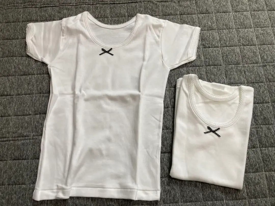 Thumbnail of GUNZE short-sleeved undershirts, girls, set of 2, size 110