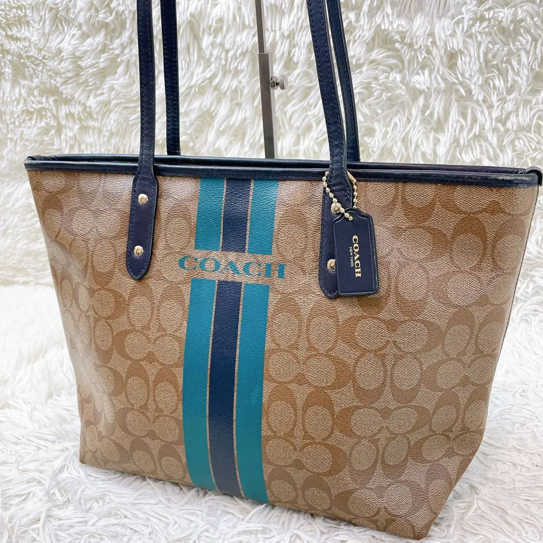 Thumbnail of Excellent Condition Coach City Signature Business Tote Bag A4 Commuting Large Capacity