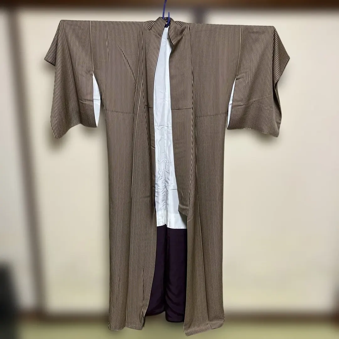 Thumbnail of Men's Kimono, Brown, Striped