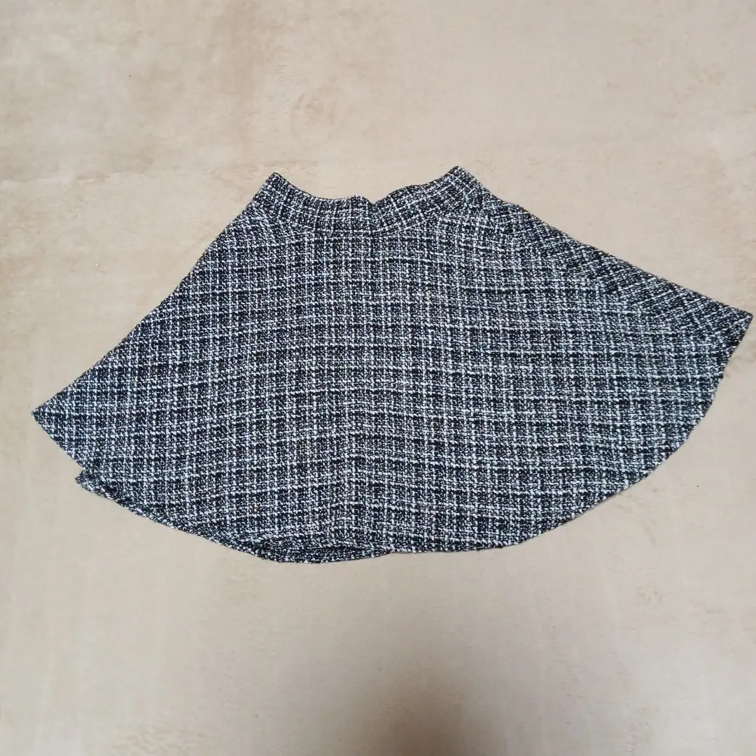 Thumbnail of ONE WAY Flare Skirt Tweed Material Back Elastic & Zipper