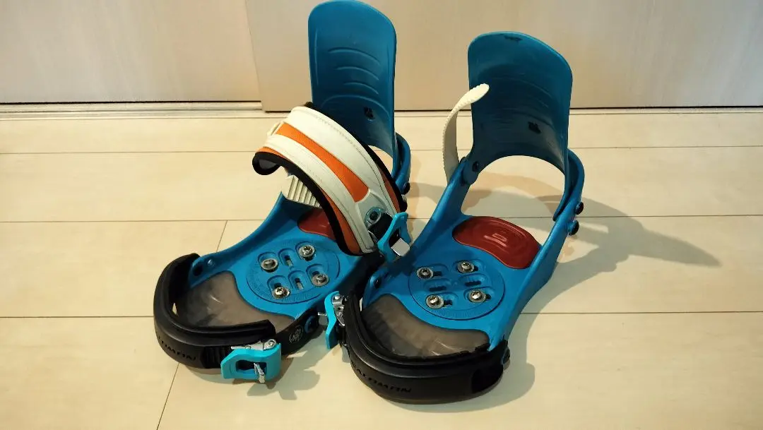 2025年最新】SALOMON モデル年式：15-16モデル以前 ビンディング