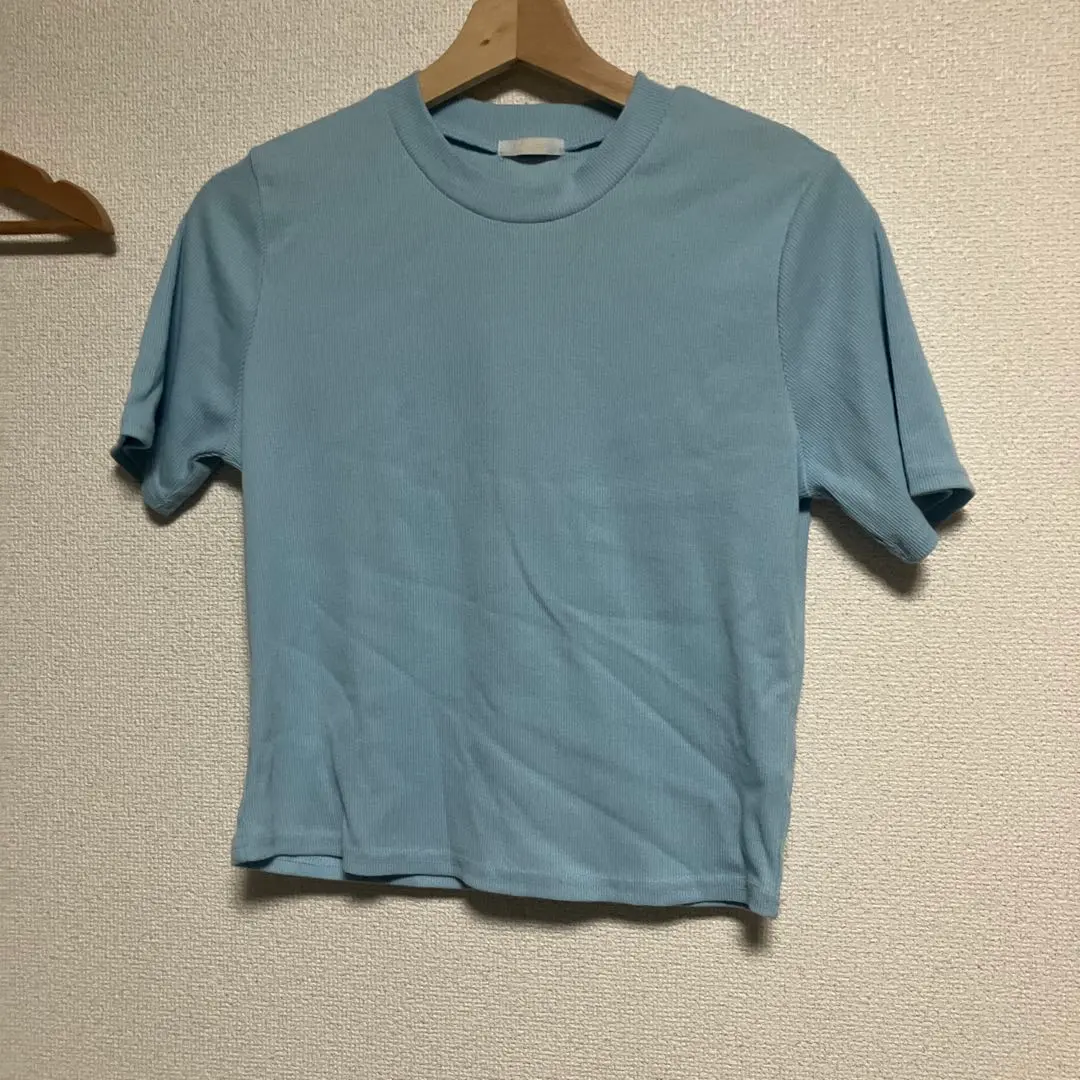 Thumbnail of UNIQLO Light Blue, Size L, Short Sleeve T-shirt