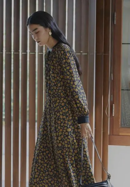 【AMERI】MIA VINTAGE FLOWER 连衣裙 黃色 S 碼 的縮圖