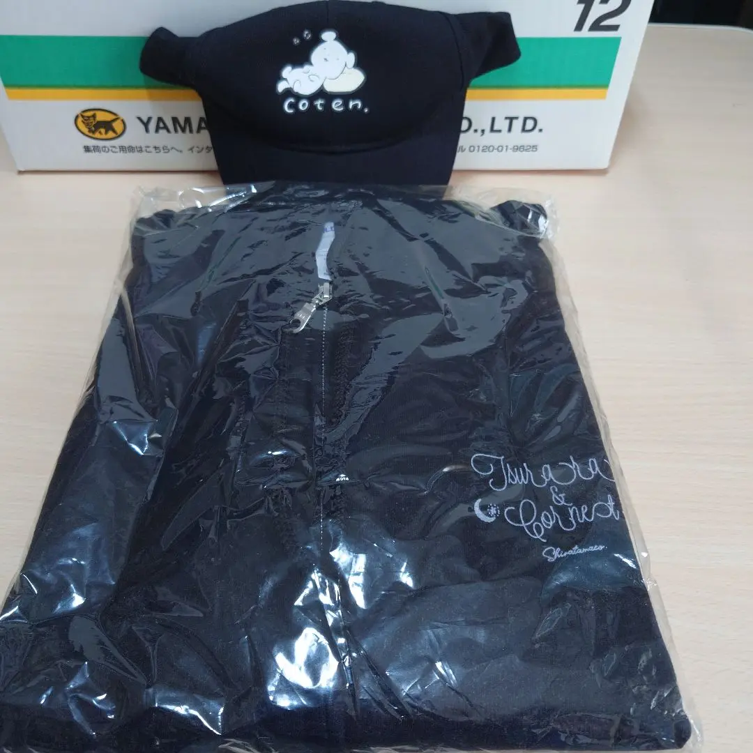 しらたまこ　フルグラフィックパーカー　しらたま　オンリーショップオンライン Amazon.co.jp: C104 しらたまこ しらたま フルグラフィックT