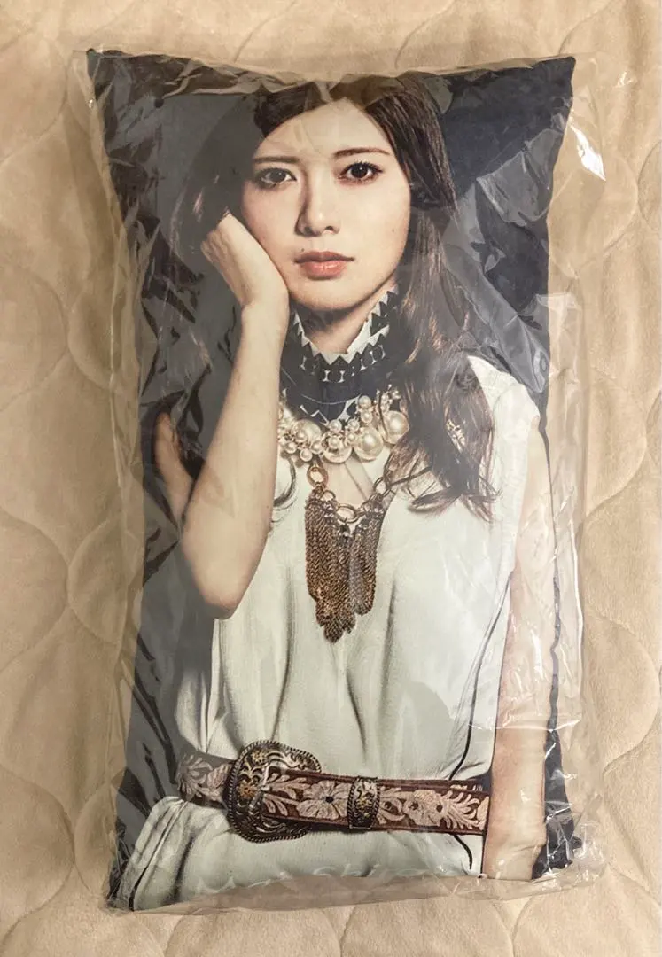 白石麻衣　クッション Amazon.co.jp: 神の手 乃木坂46 ビッグクッション 白石麻衣