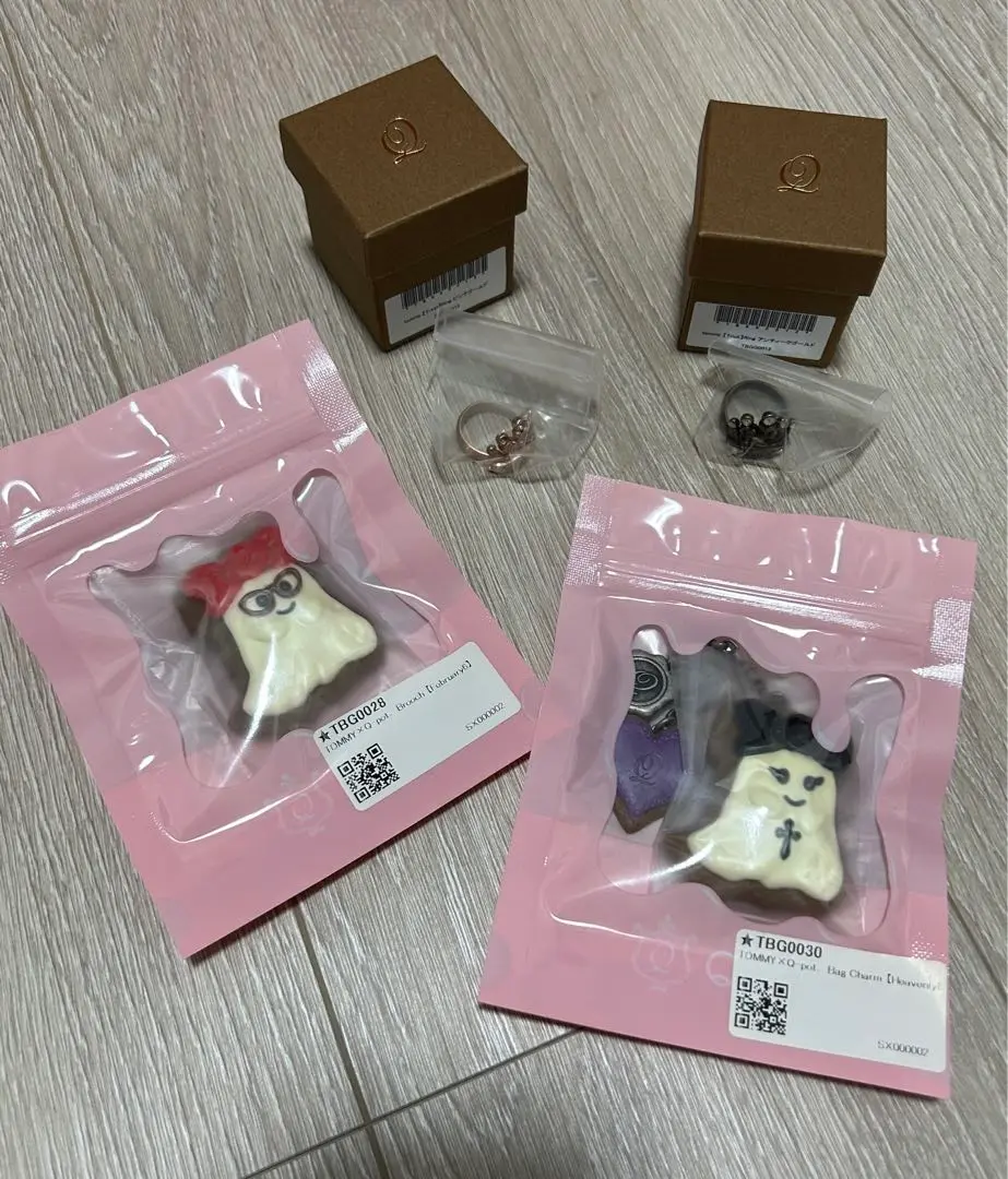 再値下げ中！Q-pot. トミーフィルガー ブローチ、チャームセ