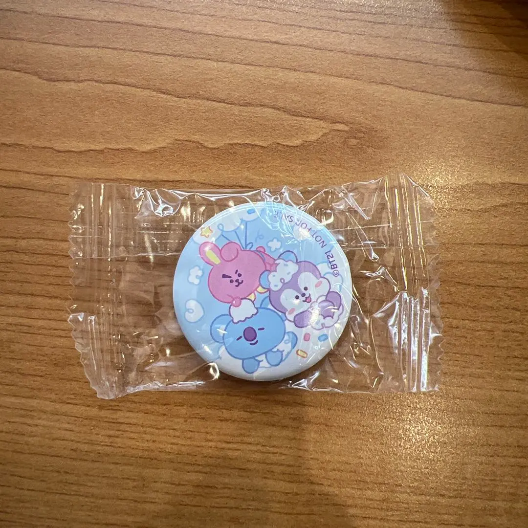 Thumbnail of BT21 Kura Sushi Can Badges