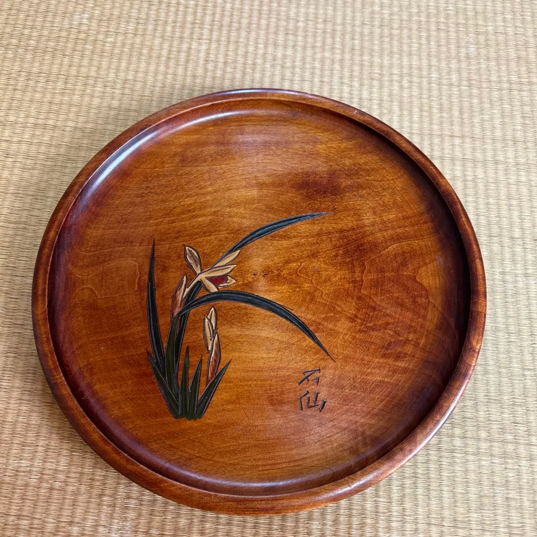 Thumbnail of Lacquerware Tray, Floral Design, 27cm Diameter