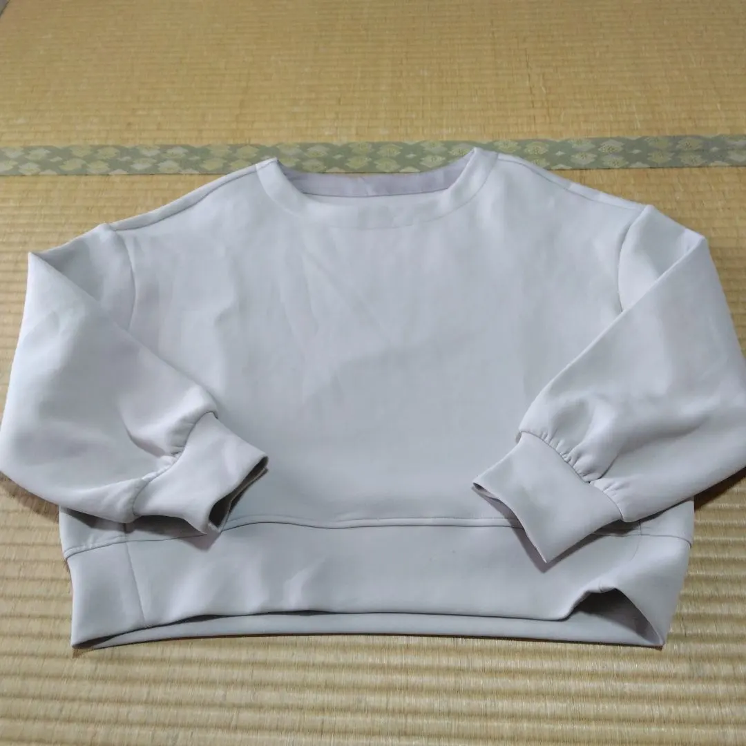 Thumbnail of Beige round neck sweatshirt