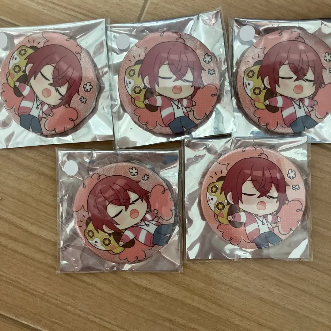 Thumbnail of Home can badge