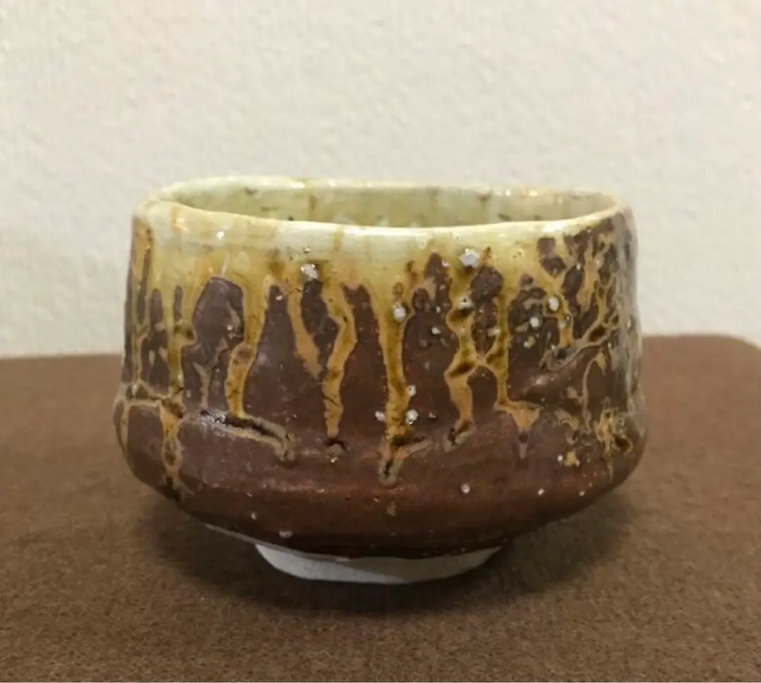 茶道具　信楽焼　上田寿方作　茶入　仕覆付　共箱　V　8952 茶道具 信楽焼 上田寿方作 茶入 仕覆付 共箱 V 8952 - メルカリ