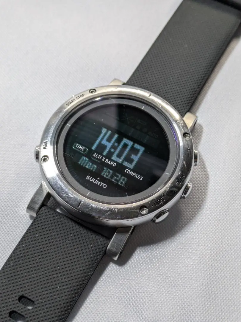 【廃盤・レア】suunto Core stainless 廃盤・レア】suunto Core stainless