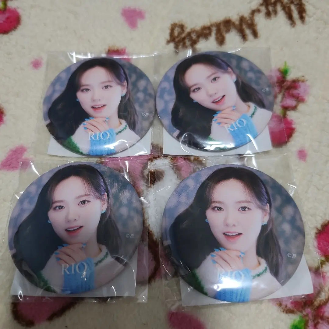 2025年最新】niziu缶バッジ リオの人気アイテム - メルカリ