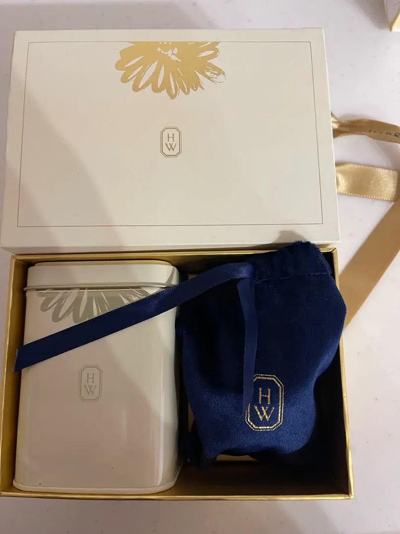 2025年最新】Harry Winston 食品・飲料・酒の人気アイテム