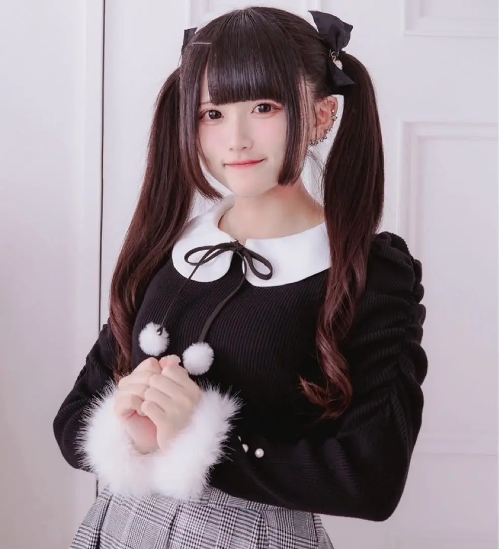 Pal elfy パルエルフィー ファー付きリボン袖コンシャスニット Pal elfy（パルエルフィー）の「ファー付きリボン袖コンシャス