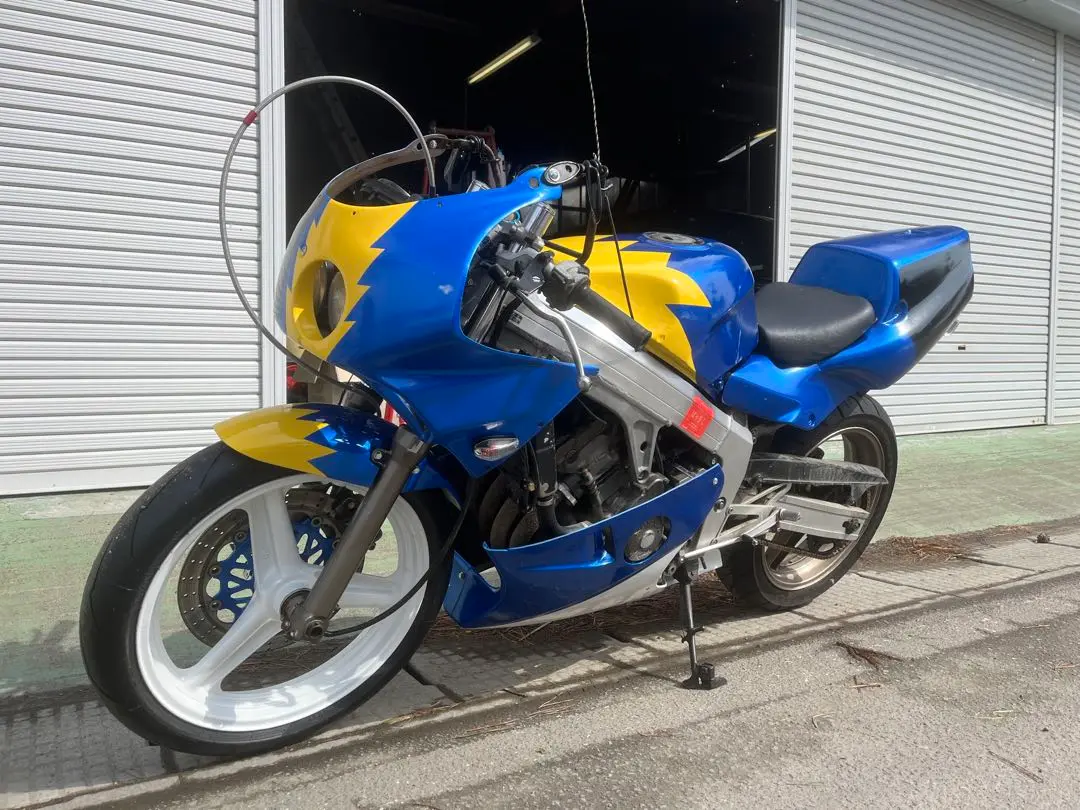 即決 送料込み ホンダ mc19 cbr250r 純正ガソリンタンク 純正色