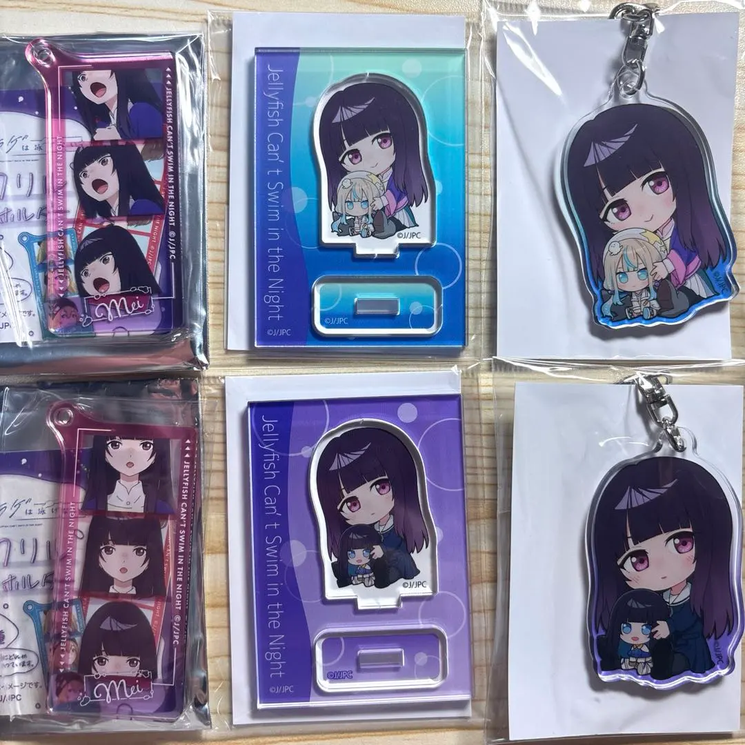 夜間水母不會游泳 高梨 亞克力鑰匙圈 立牌 6件套 的縮圖