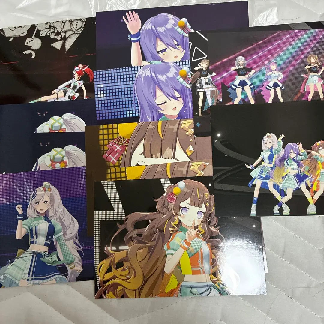 Thumbnail of Hololive official photos, 11 types from live events, EN/ID members and others, near mint condition, bonuses included