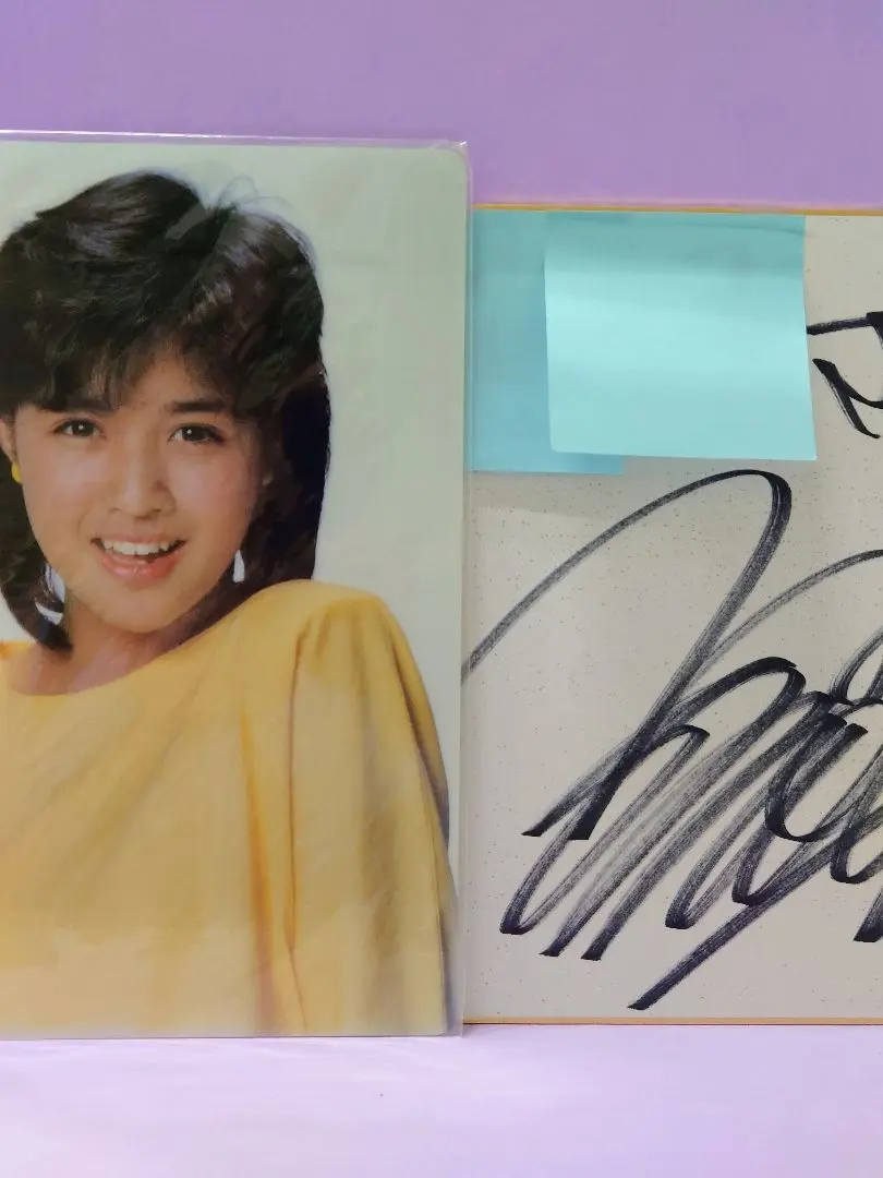 【菊池桃子 サイン入りレコード】 菊池桃子シングル10枚＋サイン色紙 - メルカリ