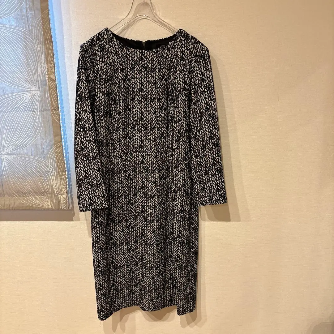 典禮洋裝 的縮圖