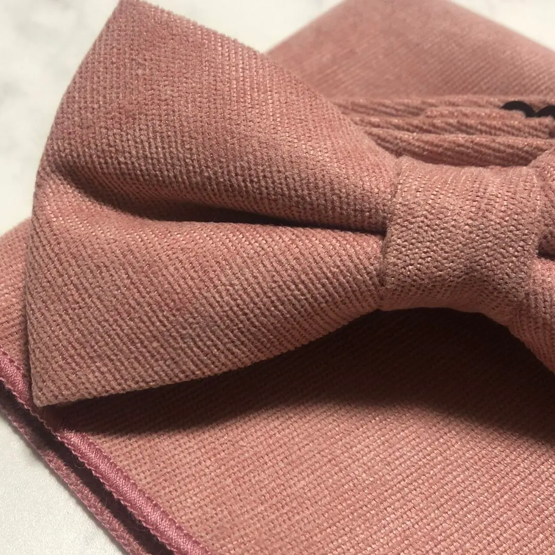 Thumbnail of Bow tie and pocket square set, formal, salmon pink W