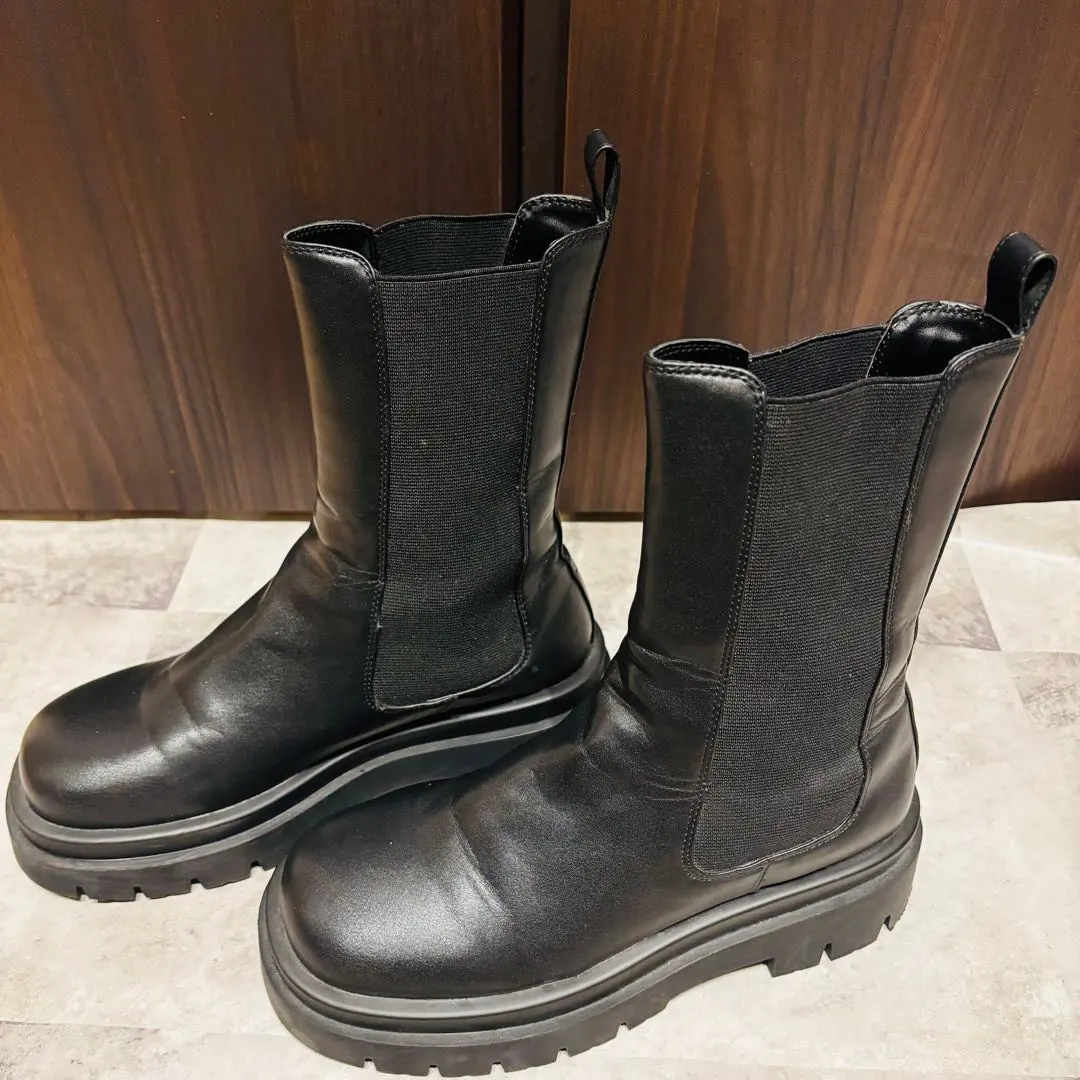 Thumbnail of ODETTE E ODILE Side Gore Boots Black Track Sole 24cm