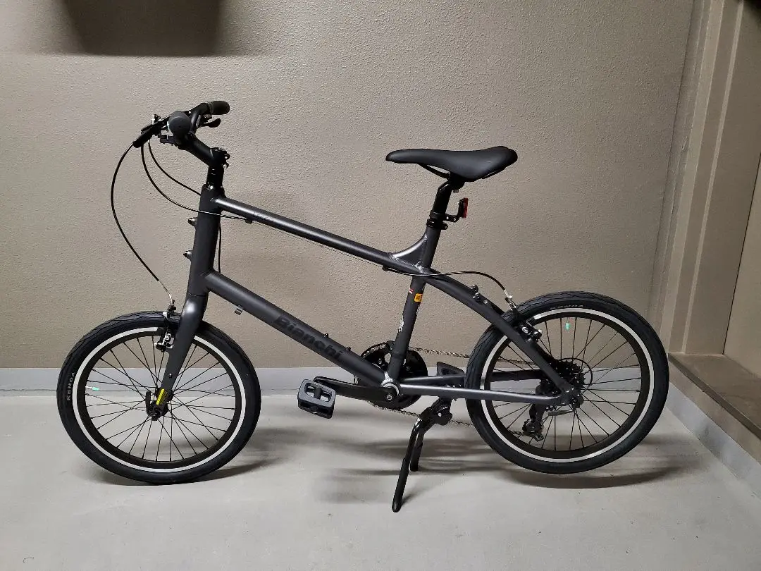 【美品】BIANCHI LECCO ビアンキ レッコ グラファイトブラック BIANCHI(ビアンキ) LECCO(レッコ) シティバイク ブラック 43