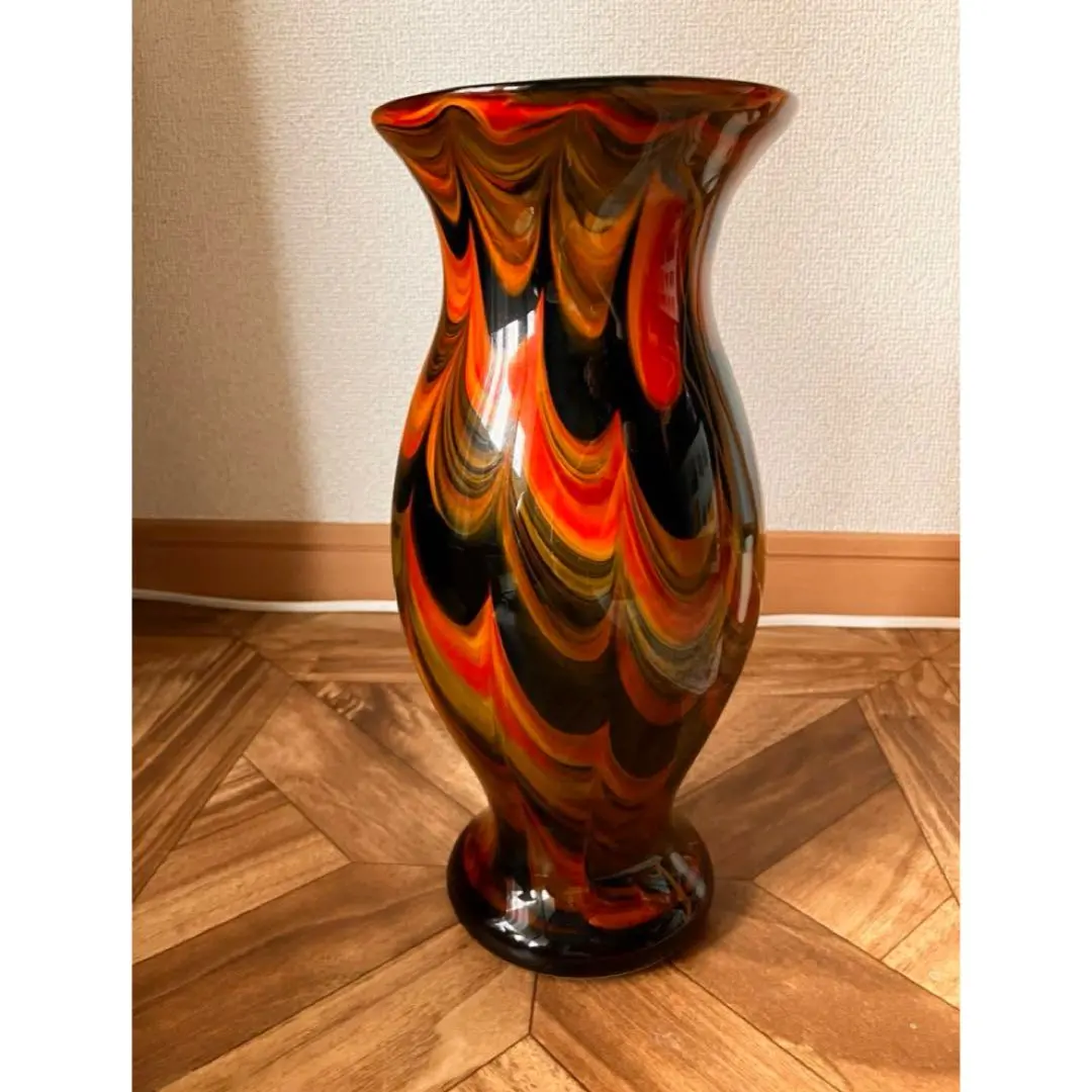 Thumbnail of Art Glass Red/Black Chic Glass Vase