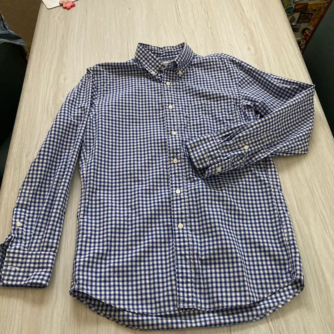 Thumbnail of UNIQLO Checkered Long Sleeve Shirt, Size S