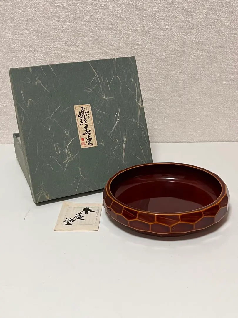 飛驒春慶塗 菓子盆 漆器 菓子器 六角形紋樣 附盒 的縮圖