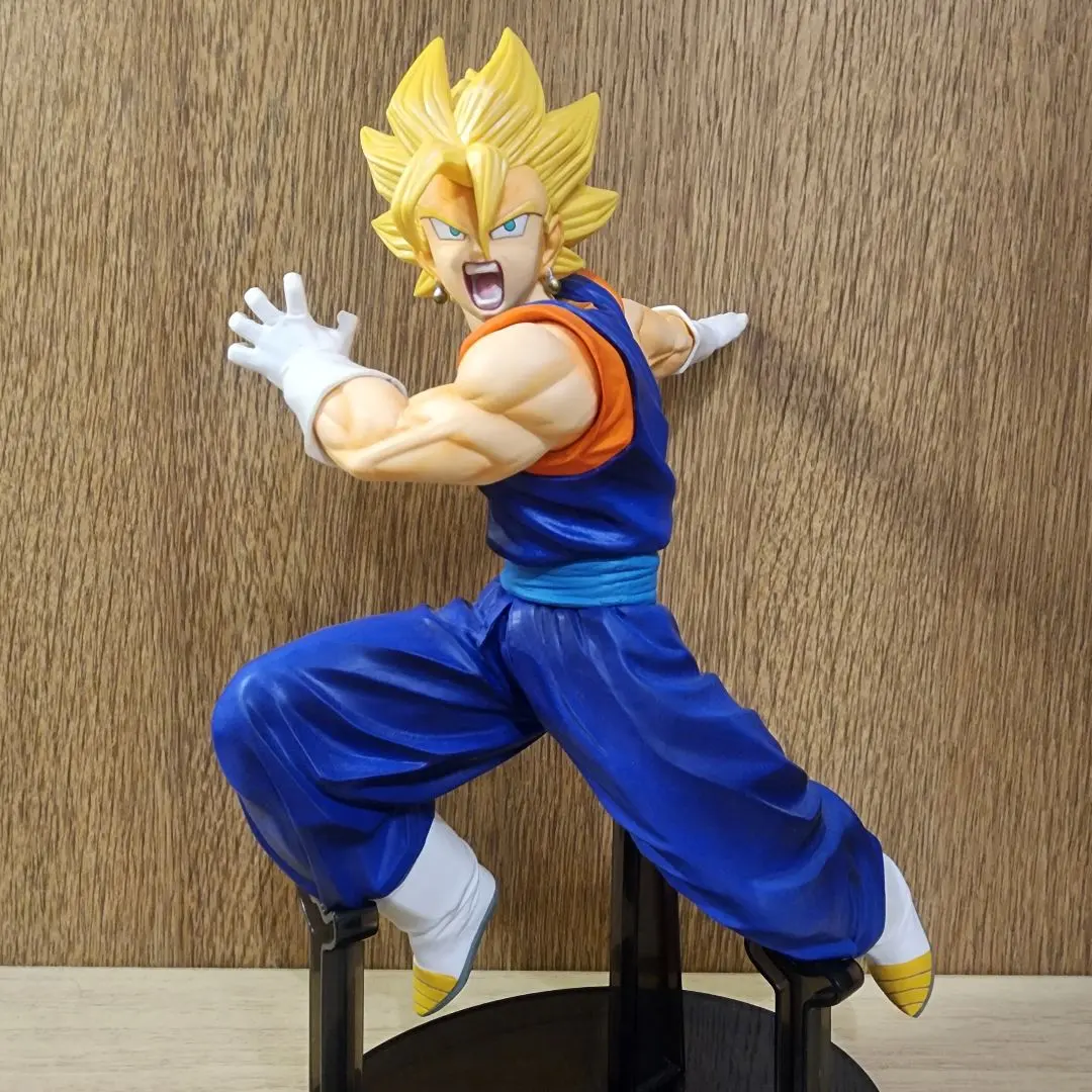 Thumbnail of Ichiban Kuji Dragon Ball C Prize Super Vegito