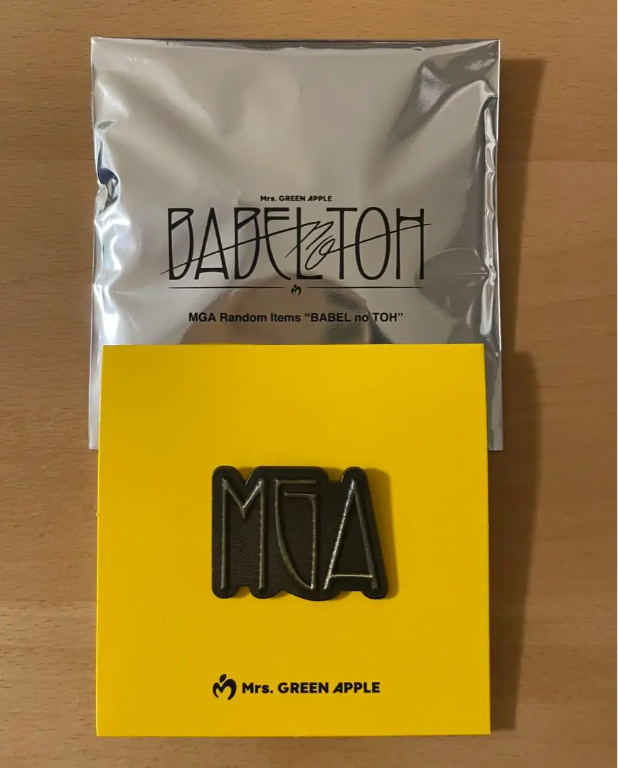 Thumbnail of Mrs. GREEN APPLE Babel's Tower Random Item Pins A