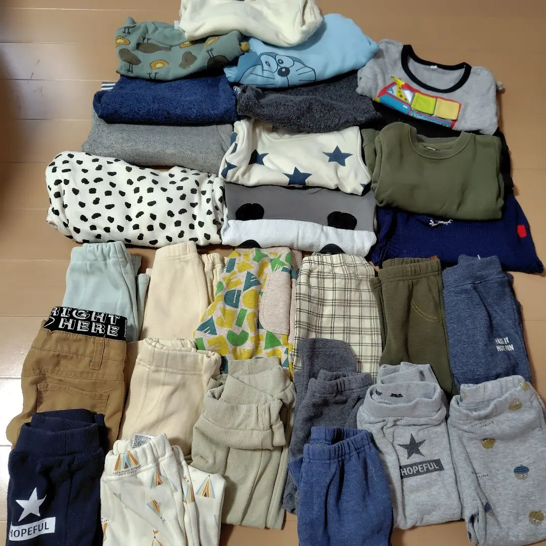 Thumbnail of Baby clothes set, 90cm. Fleece-lined, 27-piece set