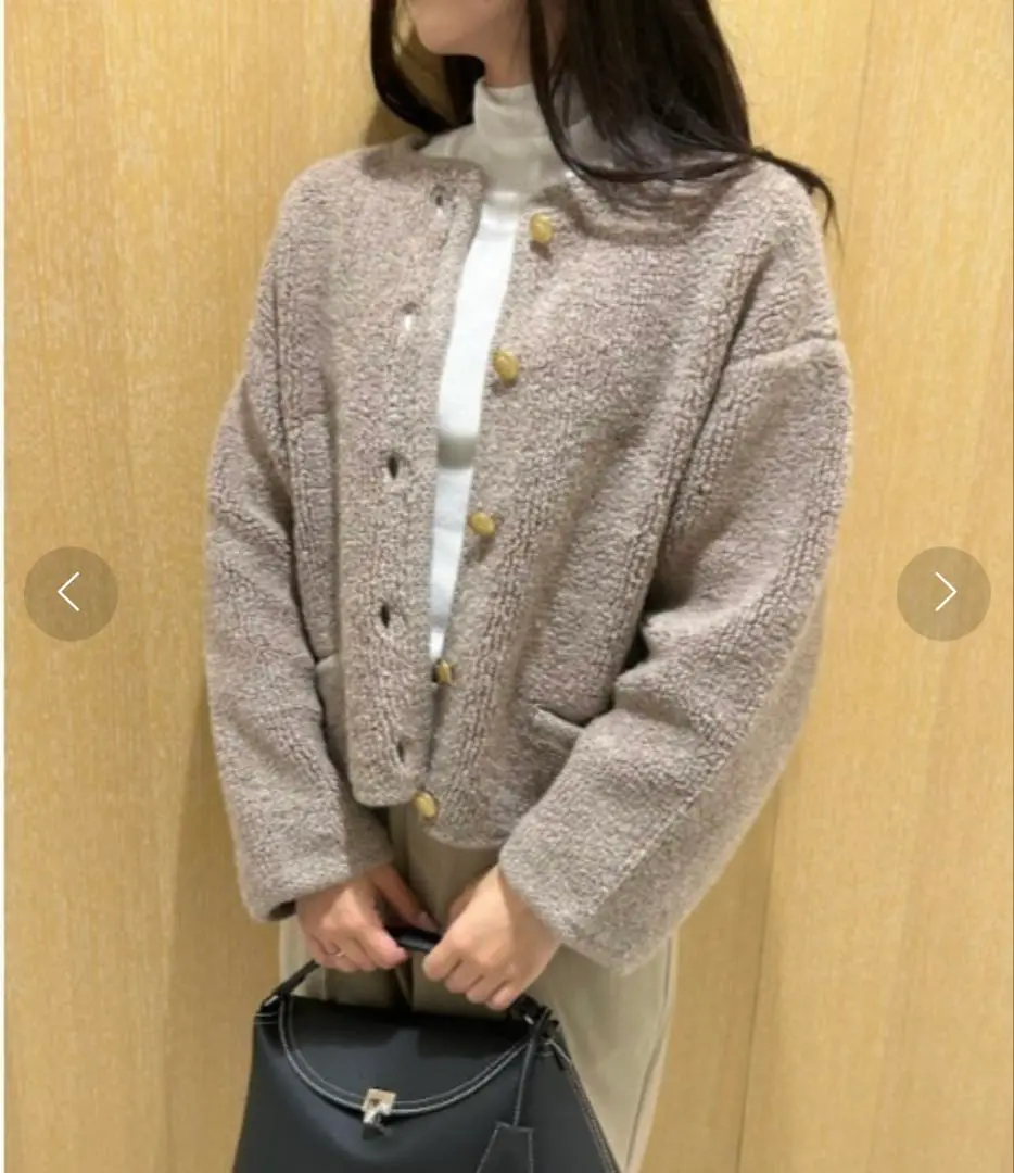 USAGI ONLINE・ZOZO限定】パイル編みショート丈金釦ニット