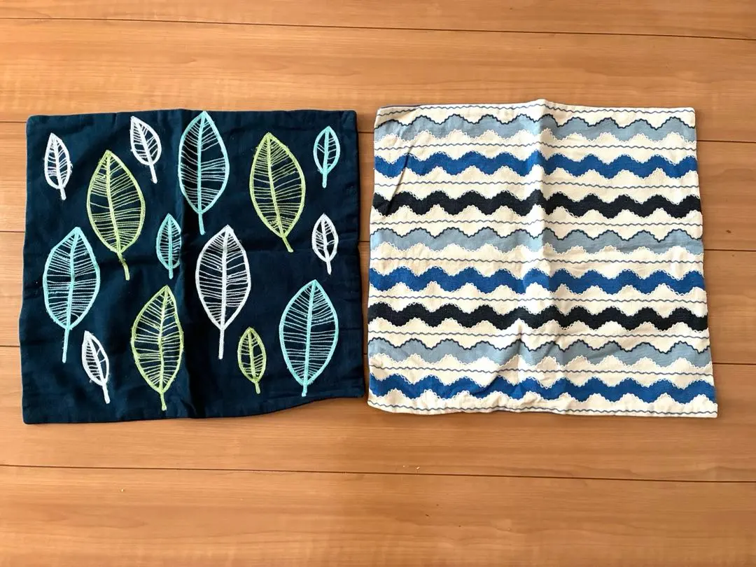 Thumbnail of Leaf embroidery and wave pattern cushion cover set
