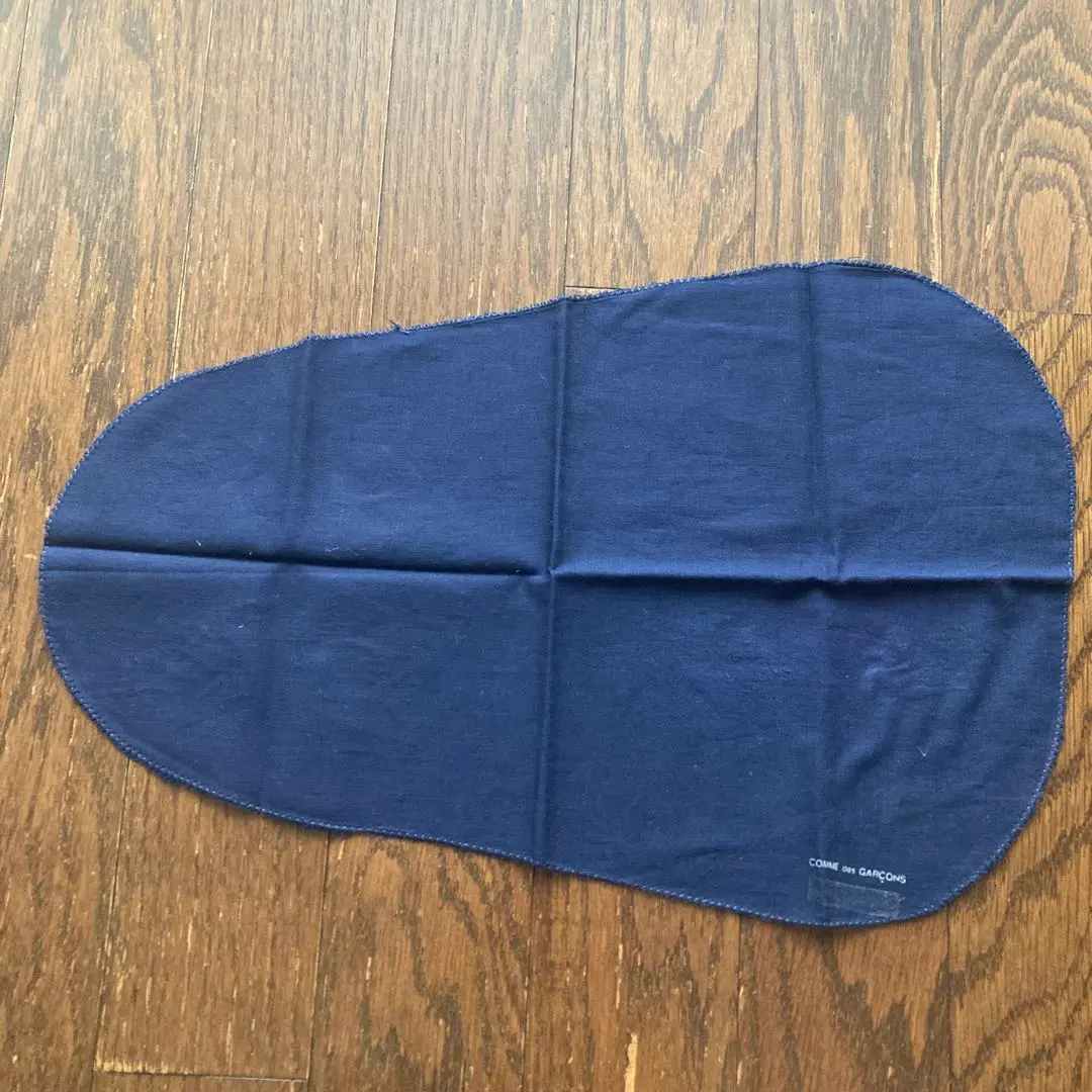 ヴィンテージ　COMME des GARÇONS ドット柄ハンカチ ヴィンテージ COMME des GARÇONS ドット柄ハンカチ - メルカリ
