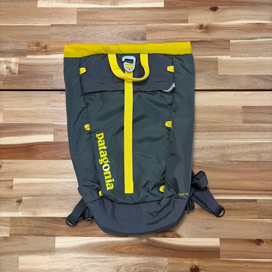 パタゴニア ストームサージ ロールトップ 完全防水 バックパック 渓流