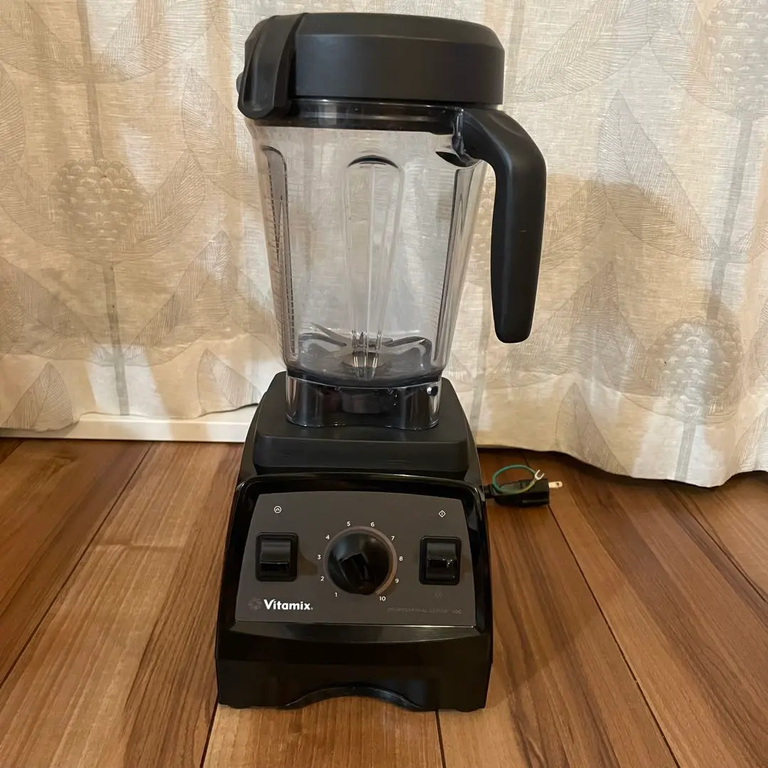 Vitamix Pro300プロフェッショナルシリーズ ミキサー ブレンダー2Ｌ Vitamix Pro 300 Blender Introduction | Video - YouTube