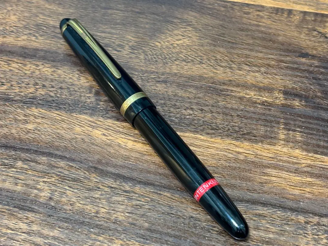 rotring tintenkuli 柄付き　キャンディストライプ　マゼンタ rotring tintenkuli 柄付き キャンディストライプ マゼンタ