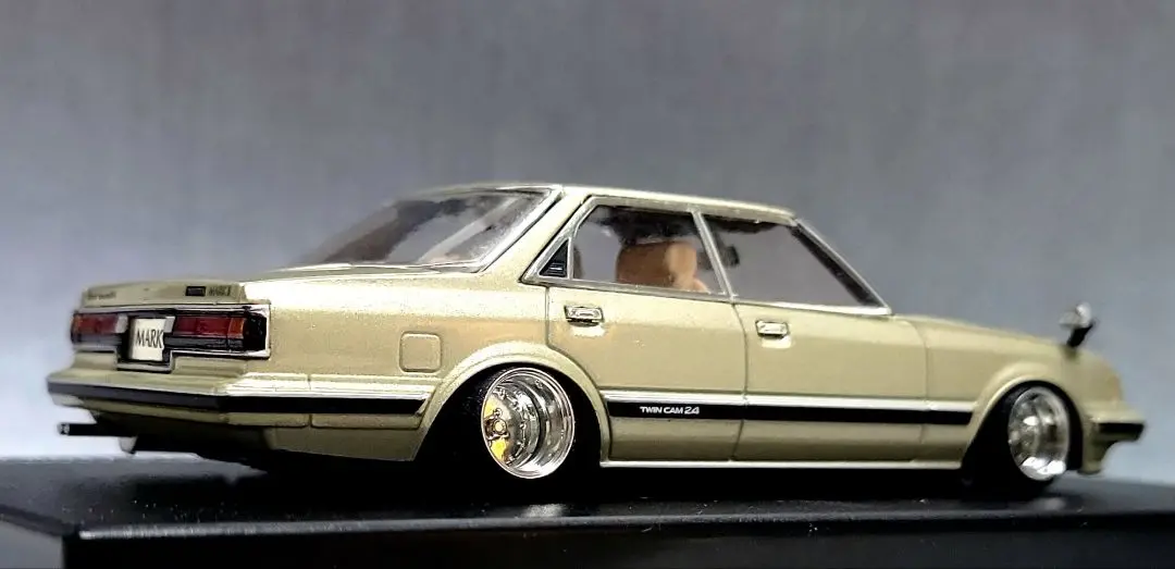 1/43　GX61　クレスタ改　ツインカム24　SSRメッシュ　アルミ製　深リム Amazon | DISM 1/43 トヨタ クレスタ スーパールーセント